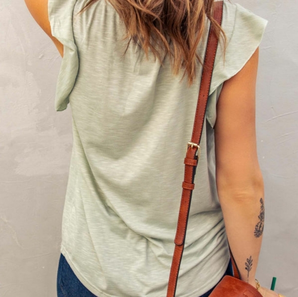 KarmenB Clothing Women's Green Top Size Medium - Picture 4 of 4